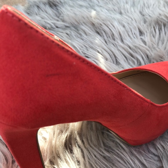 Coral closed toed heel - Picture 6 of 9